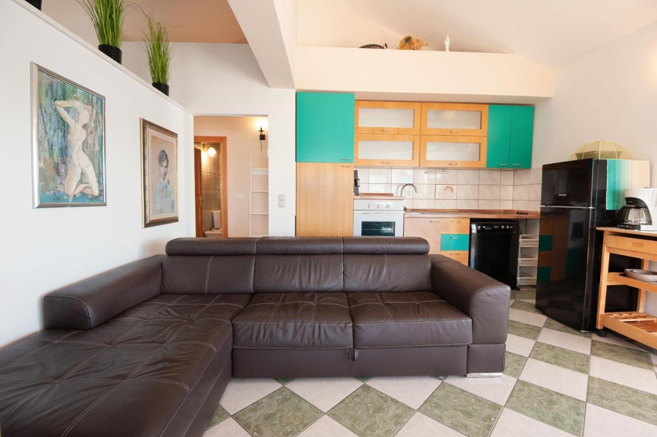 Apartments Gordana Lokva Rogoznica Extérieur photo