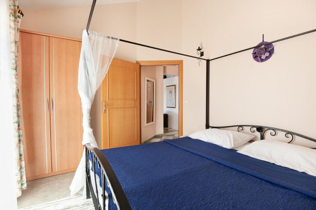 Apartments Gordana Lokva Rogoznica Extérieur photo