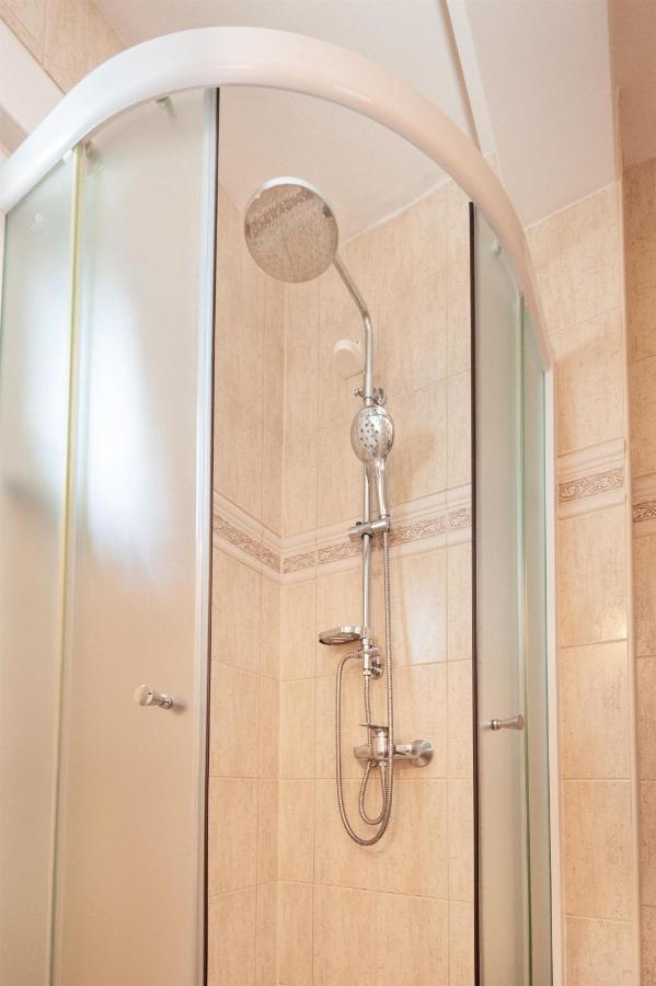Apartments Gordana Lokva Rogoznica Extérieur photo