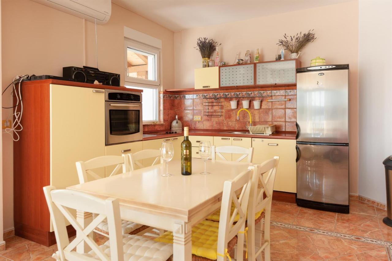 Apartments Gordana Lokva Rogoznica Extérieur photo