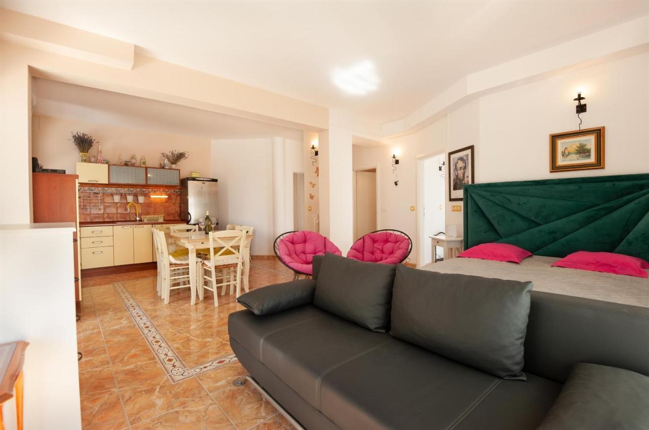 Apartments Gordana Lokva Rogoznica Extérieur photo