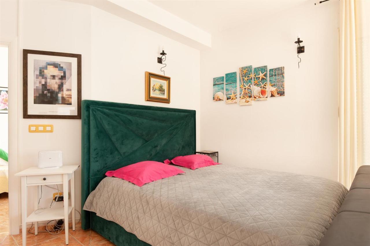 Apartments Gordana Lokva Rogoznica Extérieur photo