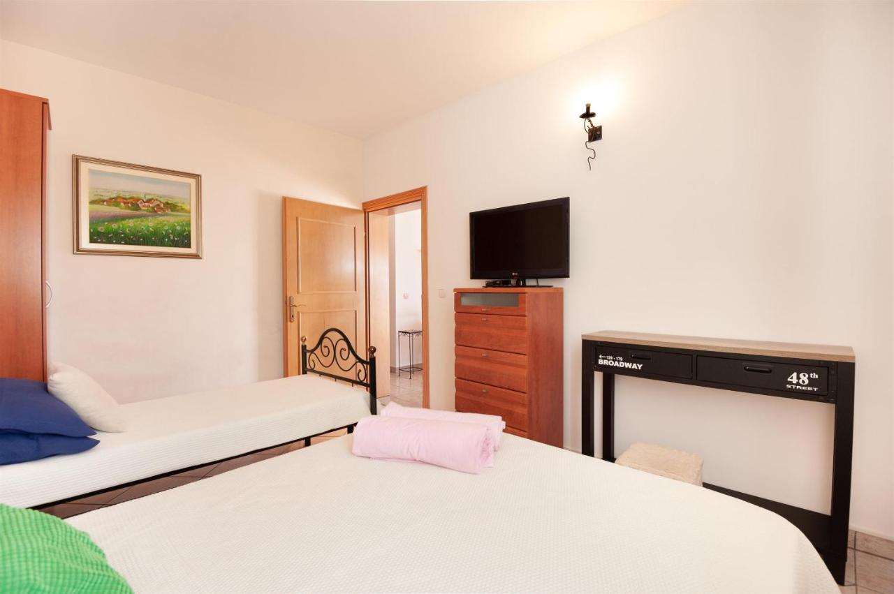 Apartments Gordana Lokva Rogoznica Extérieur photo